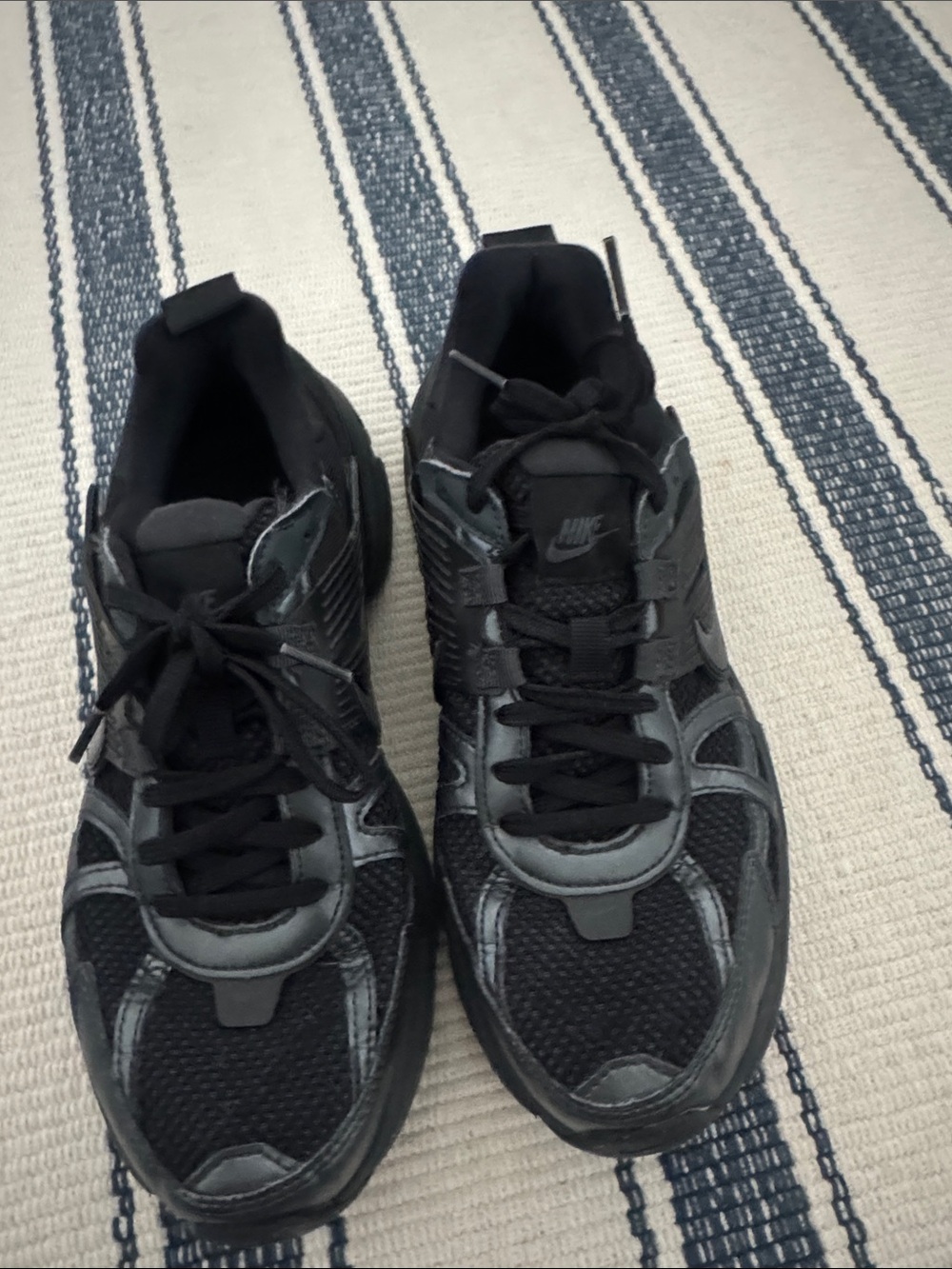 Nike V2K run